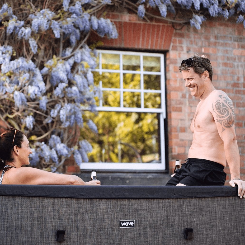 Garda | 4-Person Eco Foam Hot Tub | Square | Built-In Integrated Heater Flint