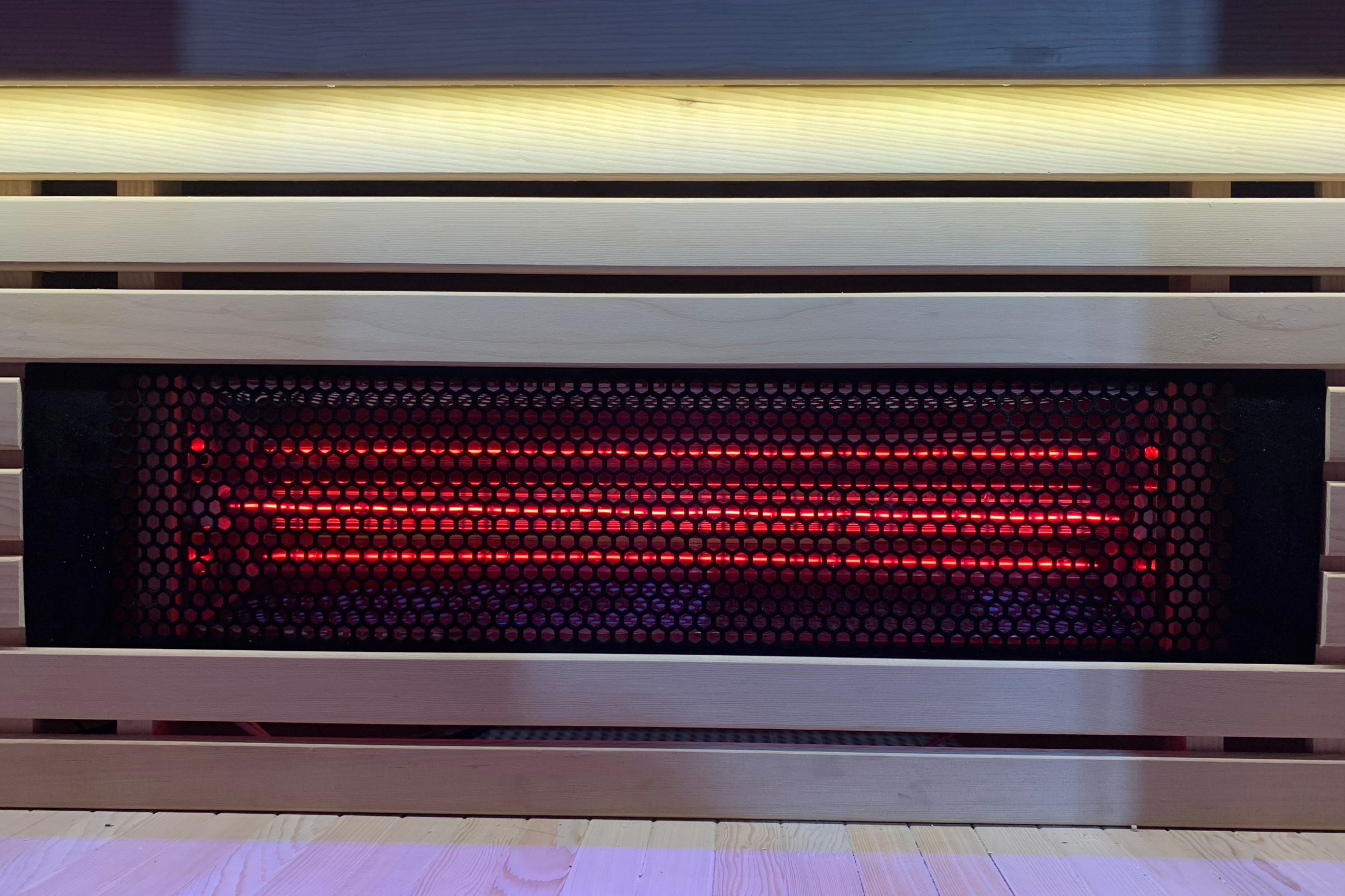 Blisspod | Helsinki | Full Spectrum + Red Light Therapy | Deluxe Sauna | Low EMF | Extra-Large Red-Light Therapy Penal | Infrared Red Glass Heaters & Chromotherapy | 2 Person