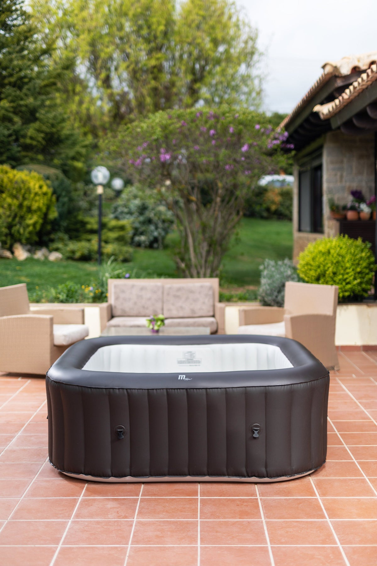 MSPA VITO, URBAN SERIES, Self-Inflatable Hot Tub & Spa - 6 Persons