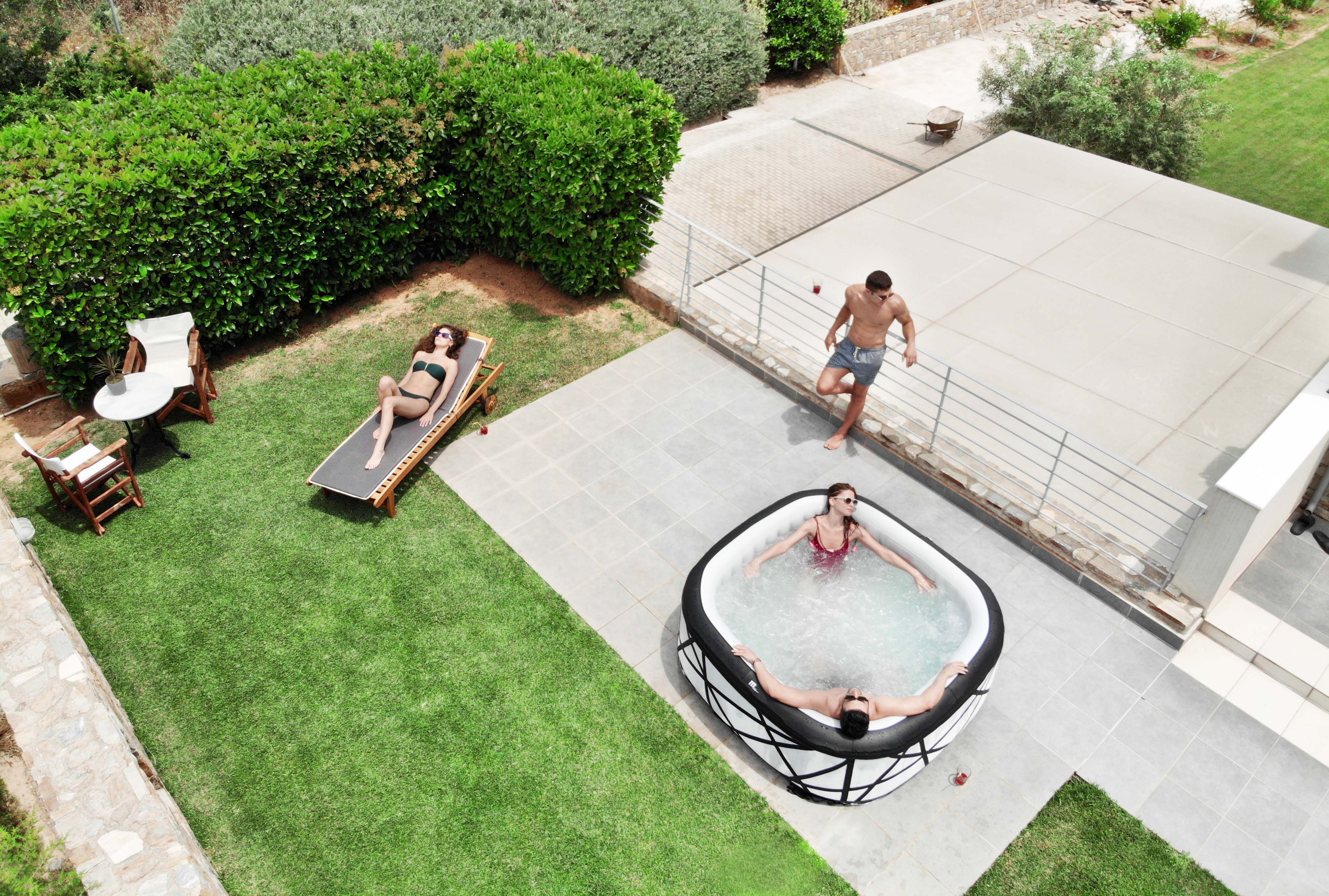 MSPA SOHO, PREMIUM SERIES, Inflatable Hot Tub & Spa - 6 Persons