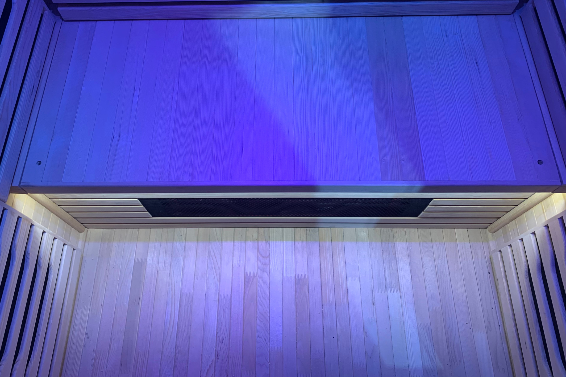 Blisspod | Helsinki | Full Spectrum + Red Light Therapy | Deluxe Sauna | Low EMF | Extra-Large Red-Light Therapy Penal | Infrared Red Glass Heaters & Chromotherapy | 2 Person