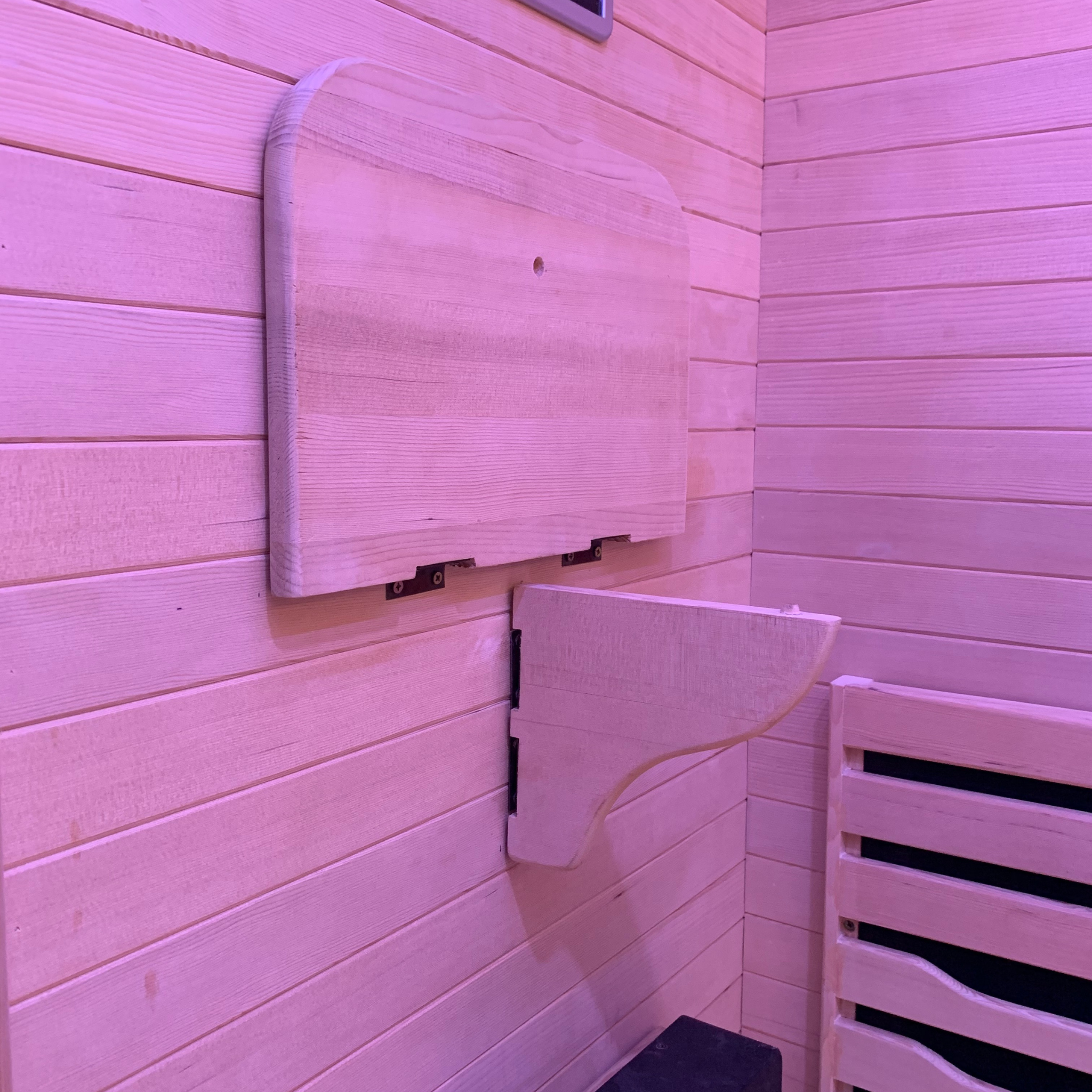 Blisspod | Helsinki | Full Spectrum + Red Light Therapy | Deluxe Sauna | Low EMF | Extra-Large Red-Light Therapy Penal | Infrared Red Glass Heaters & Chromotherapy | 2 Person